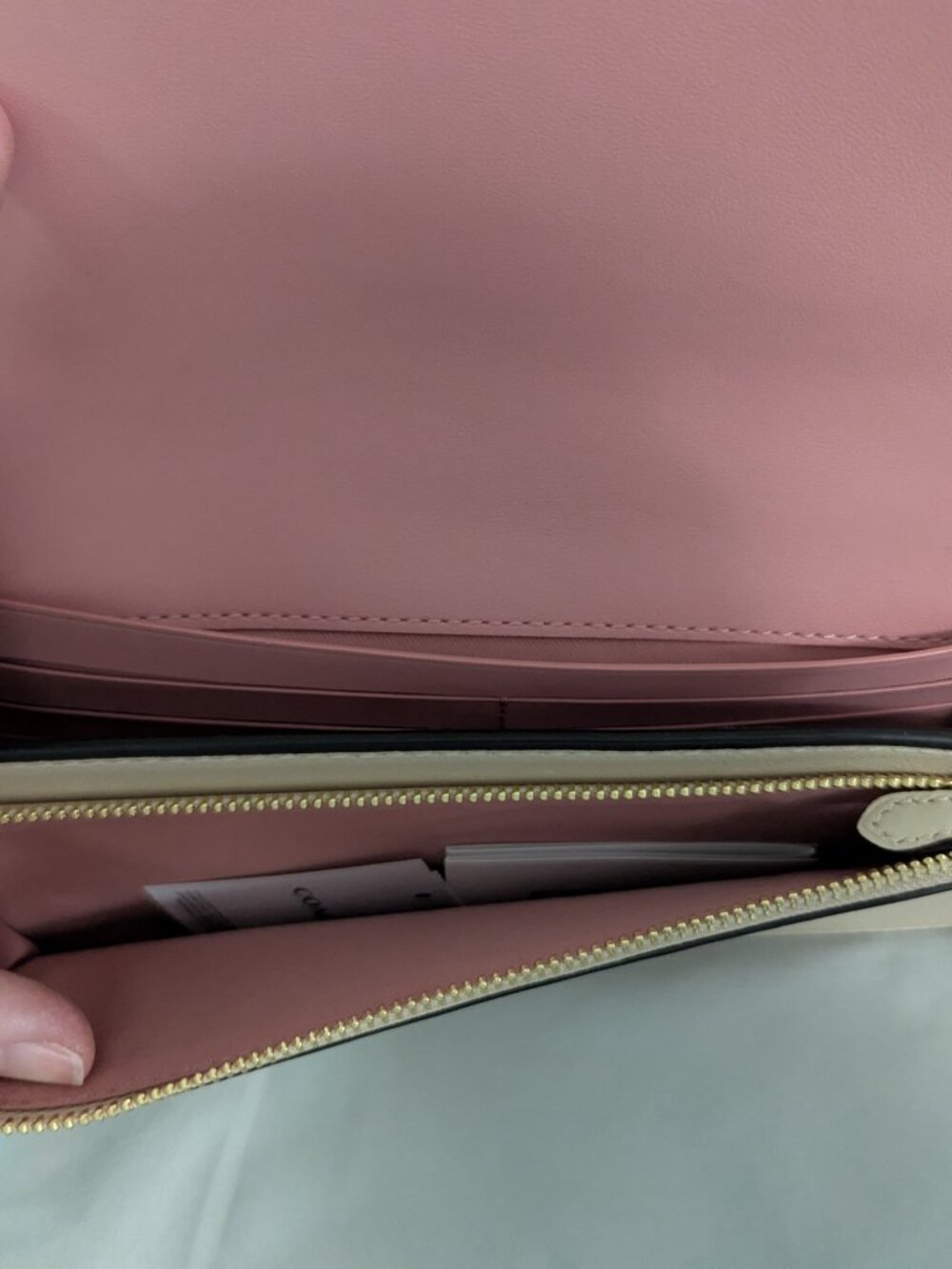Small brown flowered COACH purse - Picture 4 of 6